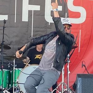 Meet your Posher, Damian